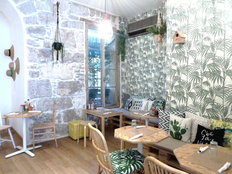 paper plane restaurant végétarien à Nice sur l'annuaire éthique
